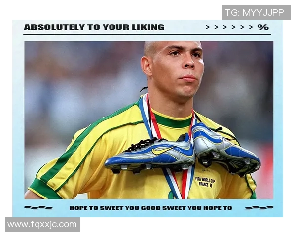 南美小个子足球明星的传奇之路与辉煌成就揭秘